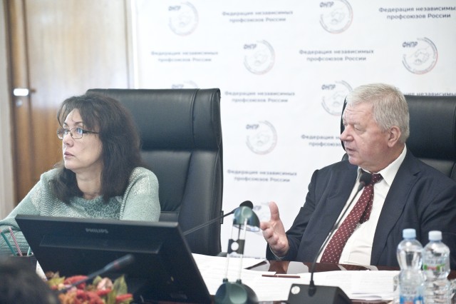 Шмаков: законы РФ попираются государственными институтами