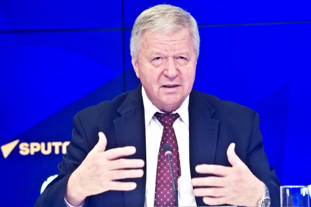 Михаил Шмаков: профсоюзы добивались индексации пенсий работающим пенсионерам более восьми лет