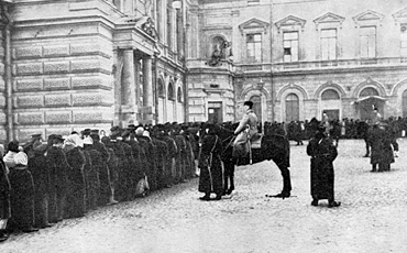 “Мы накануне голодного дня, за которым последует голодный бунт”