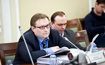 Пособия увеличат, а получателей - сократят