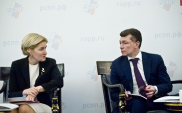 Соцблок правительства: снижение страховых взносов не «обелит» рынок труда