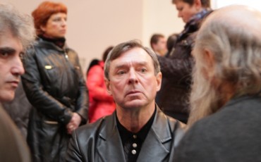 Профсоюзы вручили премию писателю-фантасту