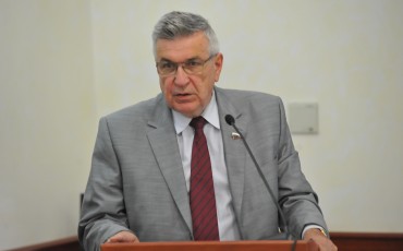 Тарасенко: индексировать пенсии нужно всем работающим пенсионерам