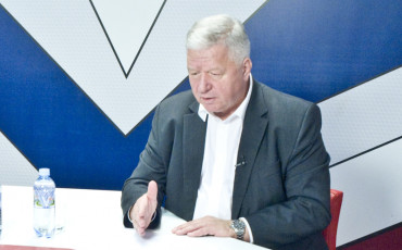 Шмаков: на предстоящих выборах поддержим Путина