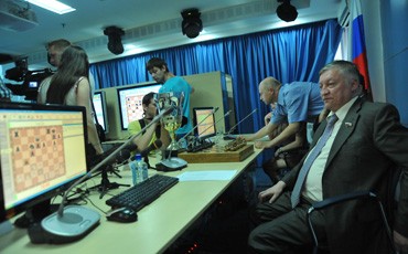 Ваши зеки - шахматисты, наши - шахматистее!