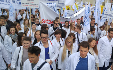 Эффект домино в польском здравоохранении: медсестры угрожают забастовкой
