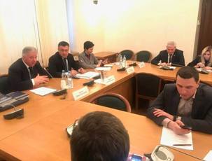 Шмаков: сначала считать зарплаты, потом – производительность труда