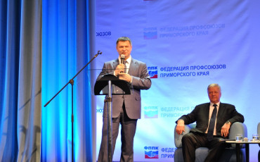 Губернатор Приморья: всегда мечтал пожать руку Шмакову