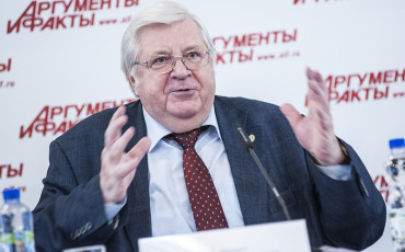 Половина россиян недовольна медициной