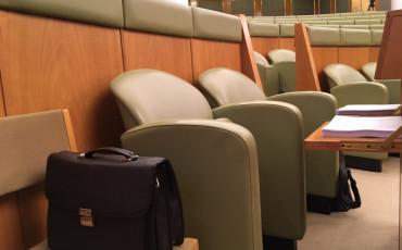 Чиновники недовольны своими зарплатами