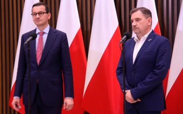 Поднять зарплаты и вернуть гимназии