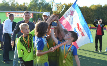 И хлеб, и зрелище...