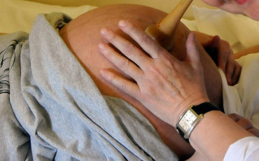 Родить быстрее суда