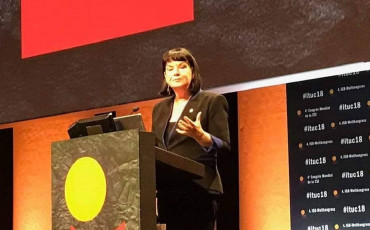 Международные профсоюзы объявили войну Амазону