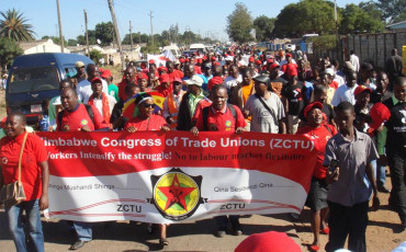 На ножах и за решеткой