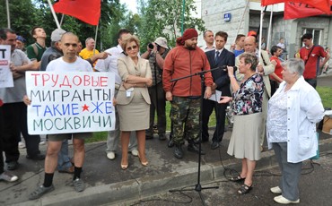 Кто заплатит дворнику?