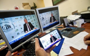 Шмаков считает длинные выходные благом