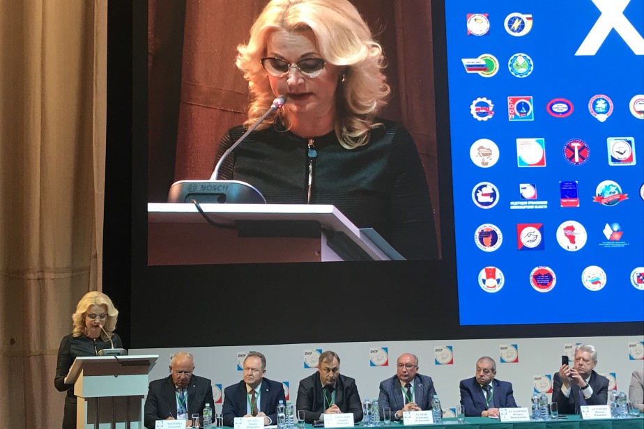 Голикова назвала приоритетной задачей искоренение бедности