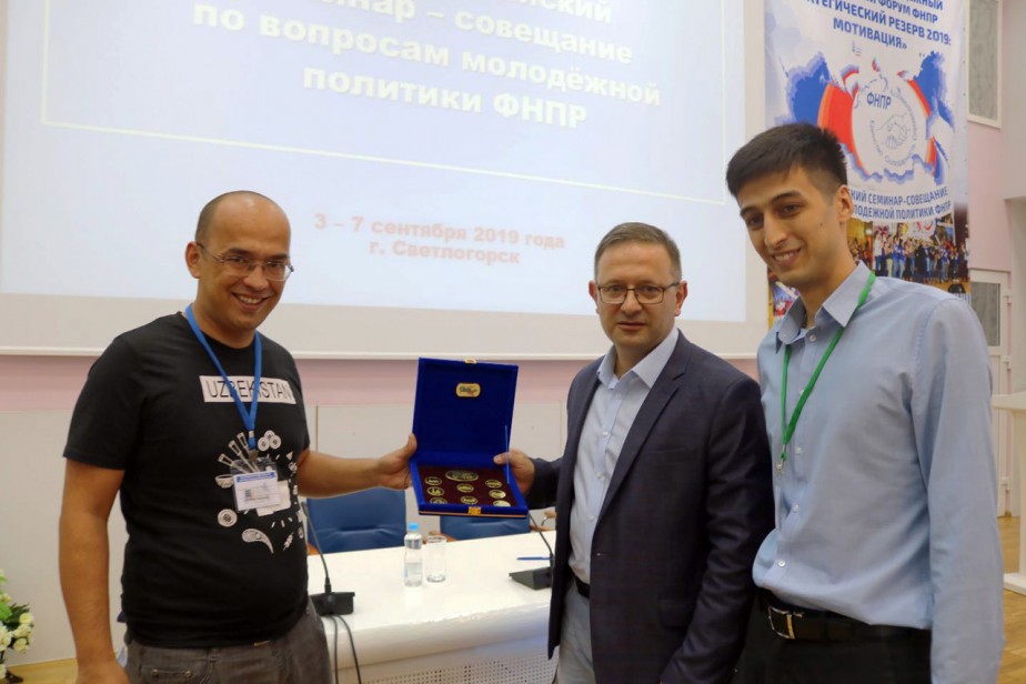 Диалог и конкретные действия