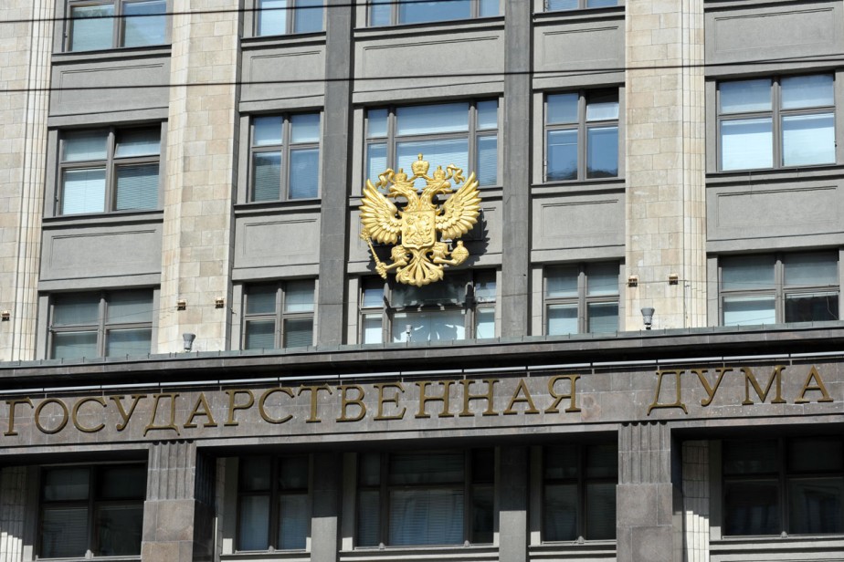 Бюджеты, бациллы, пилоты