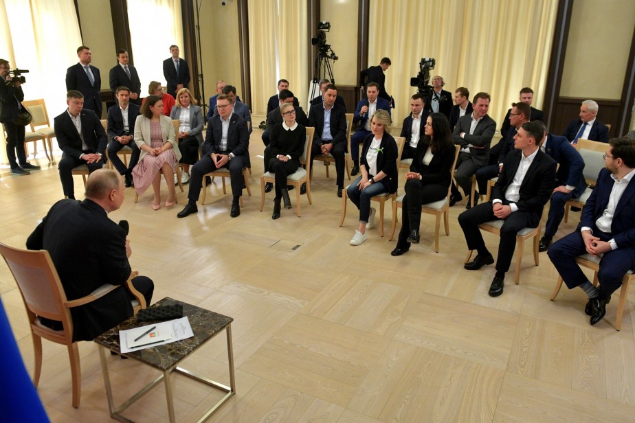 Бизнес получит беспроцентные кредиты для выплаты зарплат