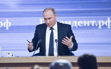 Путин: нерабочий режим продлится до конца апреля