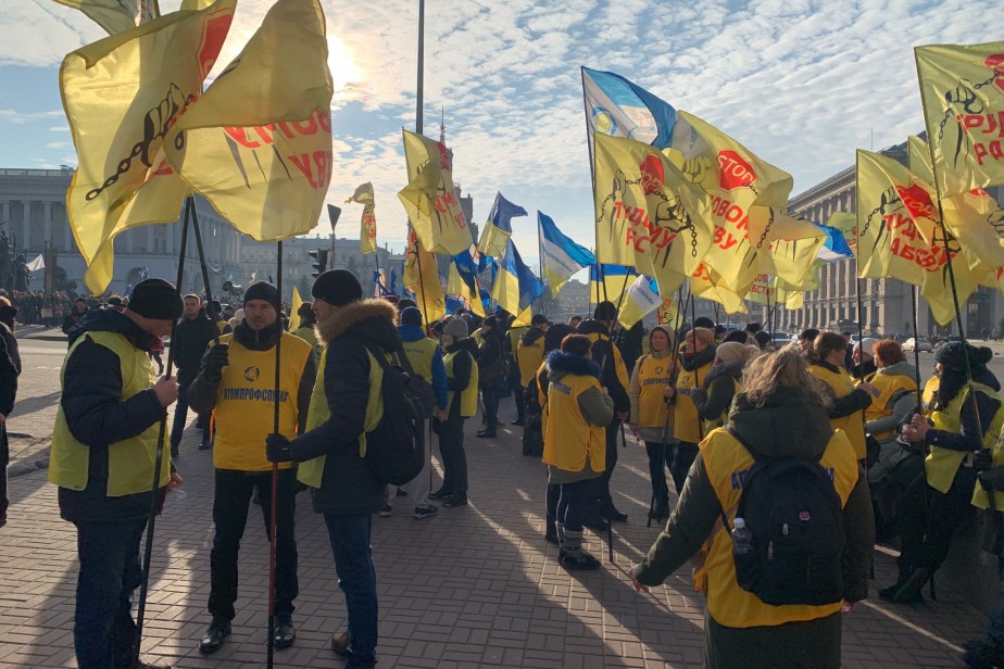 МКП потребовала от президента Украины отозвать антипрофсоюзный законопроект