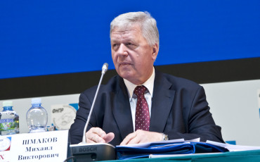 Шмаков призвал ускорить согласование производственного календаря на 2021 год