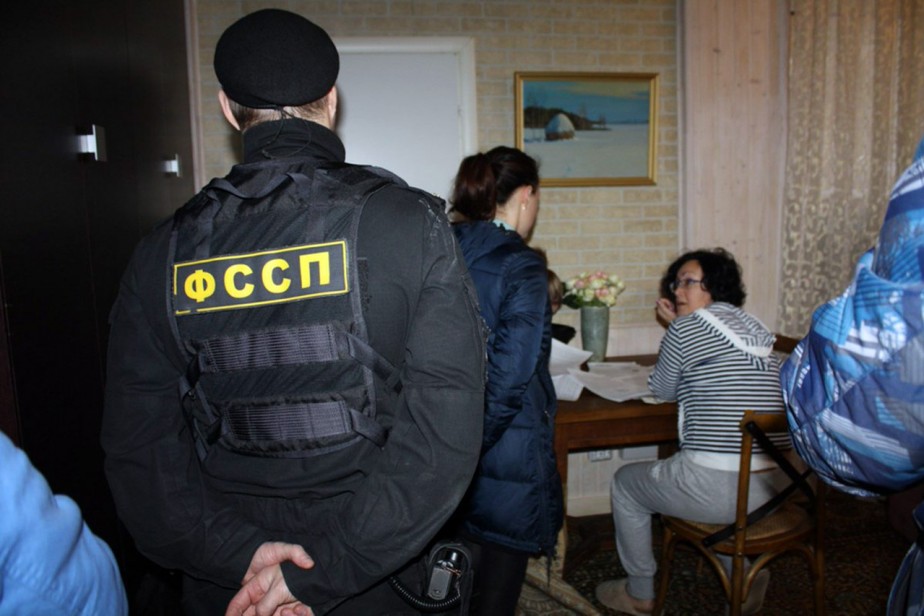 В пользу бедных должников