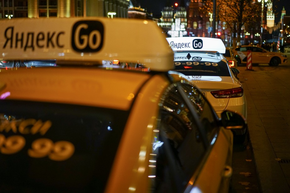 Депутаты рассмотрят законопроект о регулировании рынка услуг такси