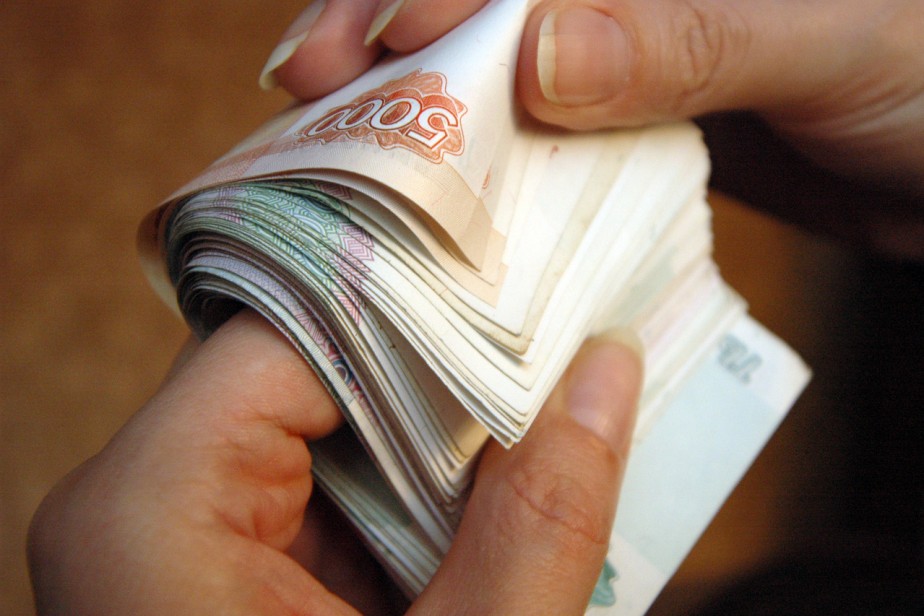 “Если мне одной столько недоплатили, то сколько же на всех педагогах сэкономили?”