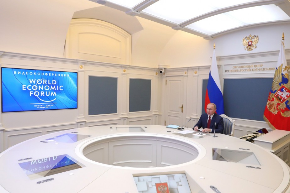 Путин обозначил глобальные социально-экономические приоритеты Путин обозначил глобальные социально-экономические приоритеты