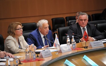 Без работы не останется