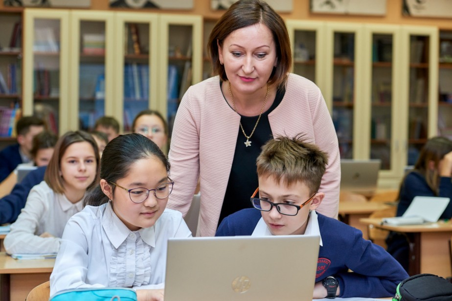 Учителям в Мурманской области два месяца не доплачивают за классное руководство