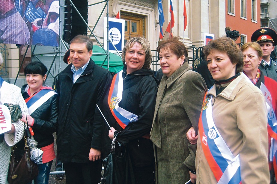 С олимпийским гостеприимством С олимпийским гостеприимством