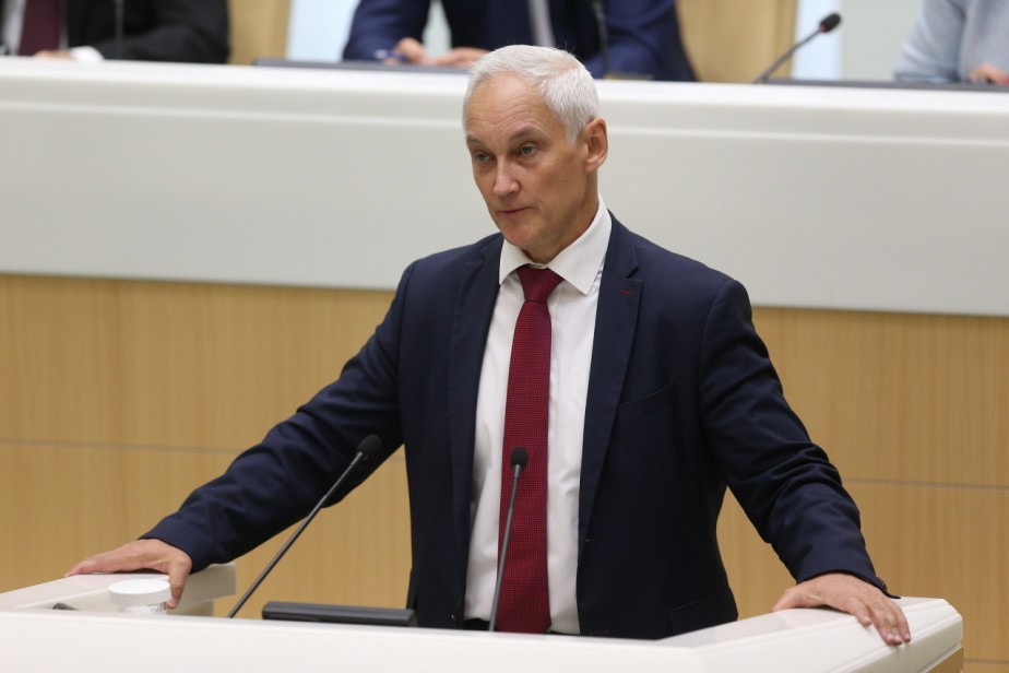 Белоусов: решить проблему с бедностью можно лишь одним способом Белоусов: решить проблему с бедностью можно лишь одним способом