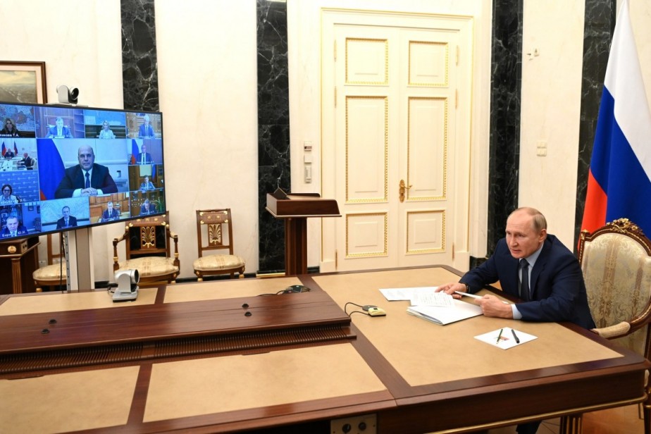 Лидер ФНПР призвал доработать инициативу о слиянии соцфондов Лидер ФНПР призвал доработать инициативу о слиянии соцфондов