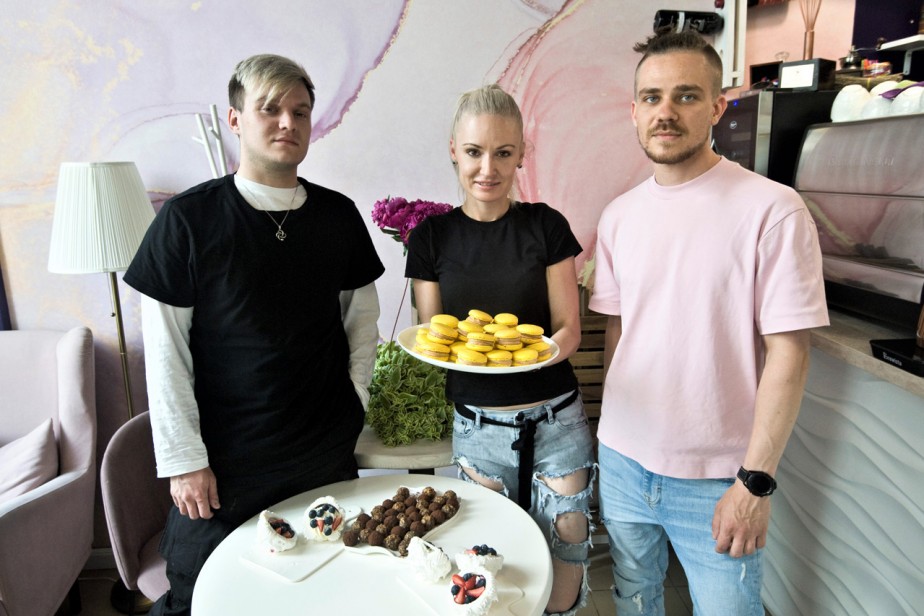 Директор кафе