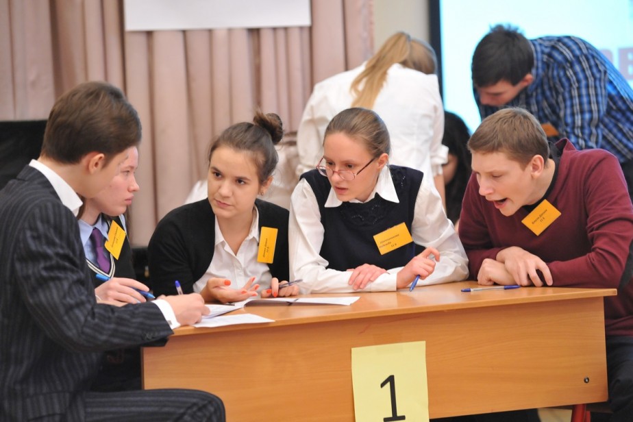 Школьников из арктических регионов отправят на отдых за счет государства