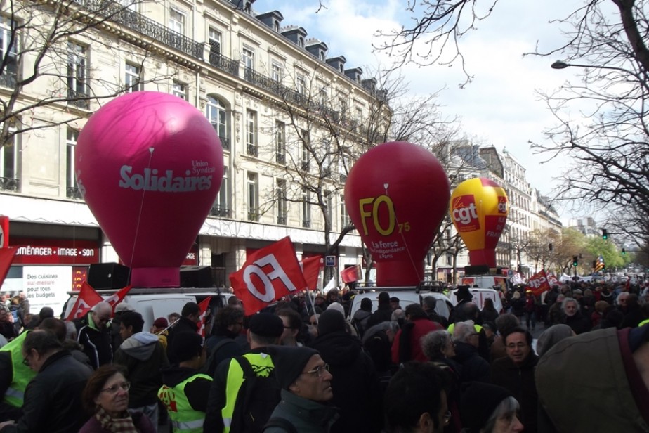 Профсоюзы призвали французов выйти на акции против повышения стоимости жизни