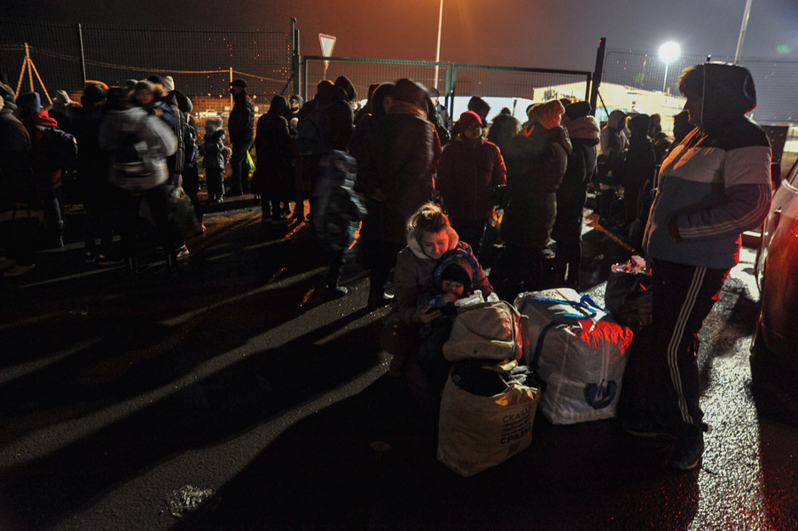 Рука братской помощи