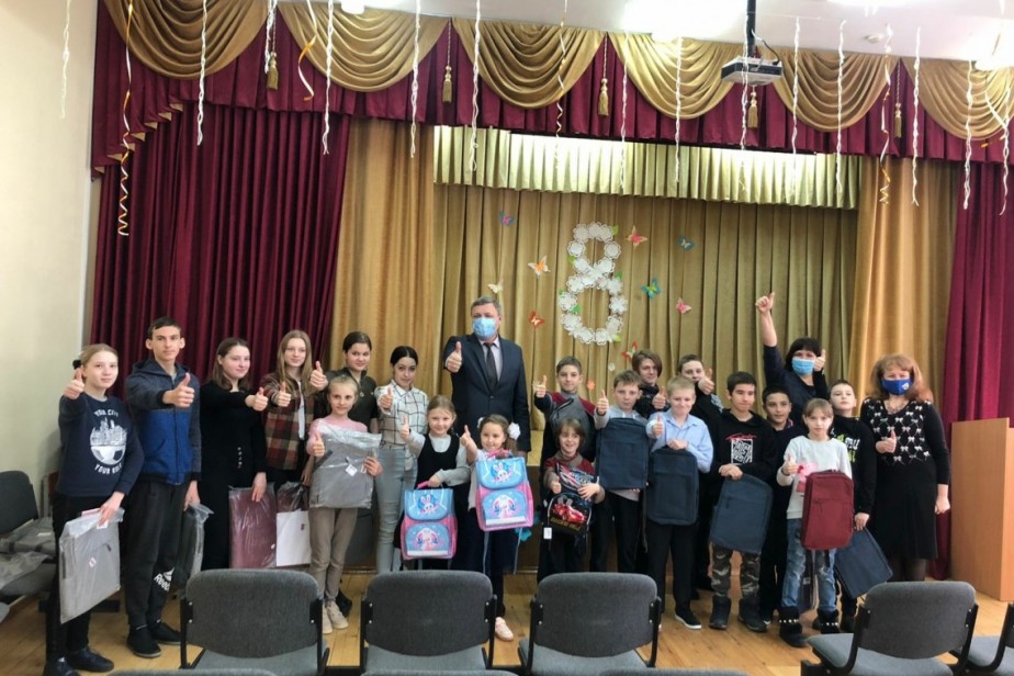 В Ростовской области профсоюз госучреждений помогает переселенцам из ДНР