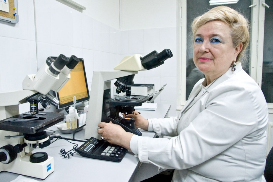 Надо всем помогать и поддерживать