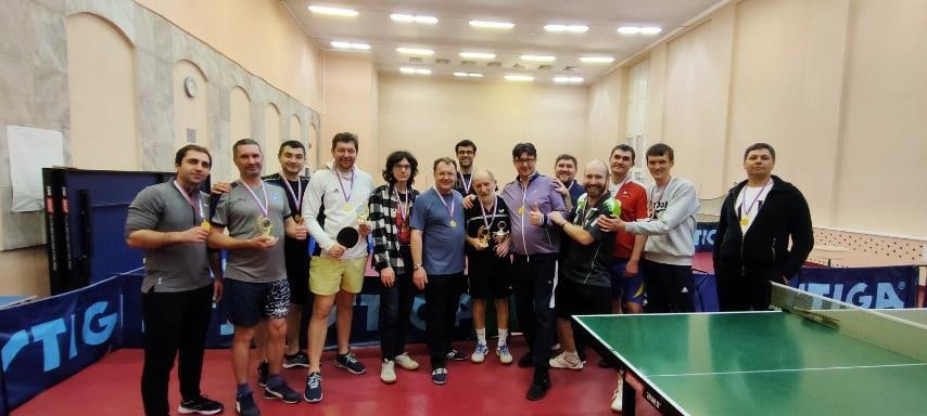 В больнице им. В.Д. Середавина состоялся турнир по теннису