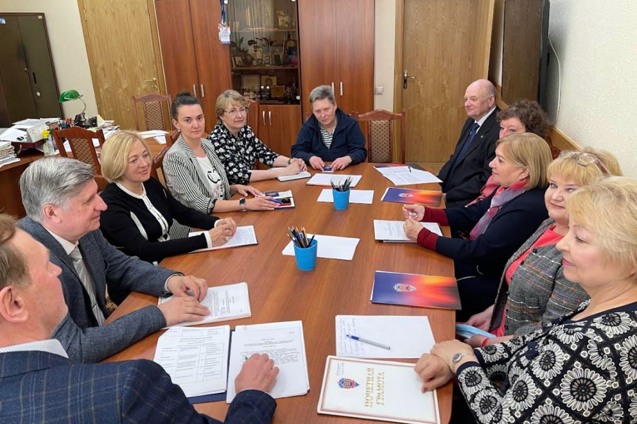 На контроле у профсоюза На контроле у профсоюза