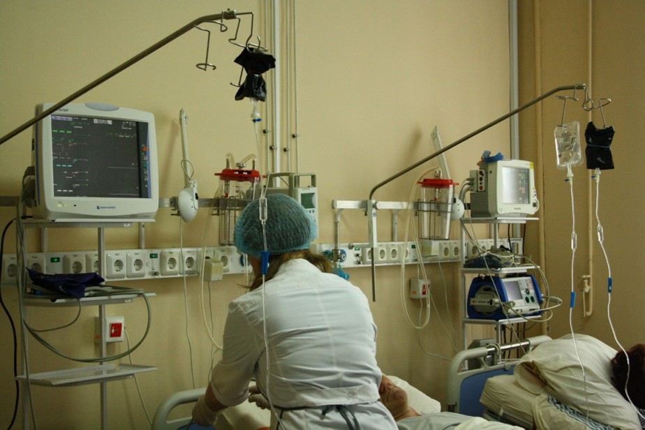 Профсоюз медиков просит уточнить список получателей специальных социальных доплат