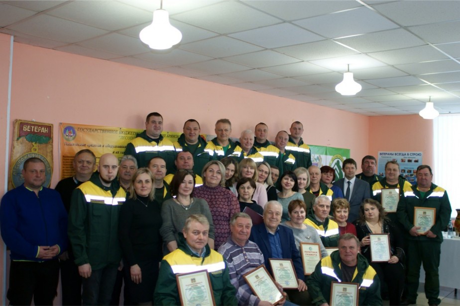 Лесные пожарные Брянщины отмечают 15 лет со дня образования учреждения