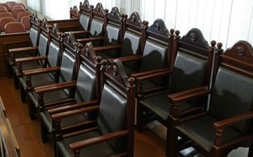 Один из двенадцати