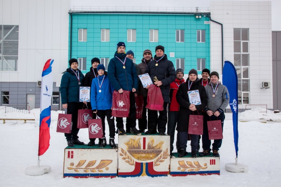 «Гонка четырех»: во ВНИИ «Сигнал» провели корпоративные лыжные соревнования