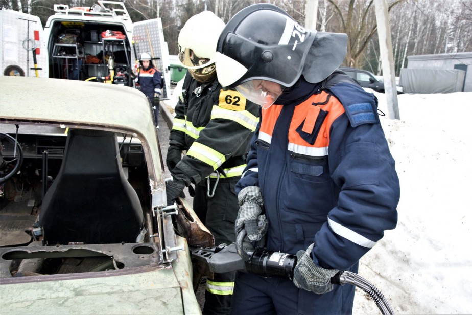 На все руки спасатель На все руки спасатель